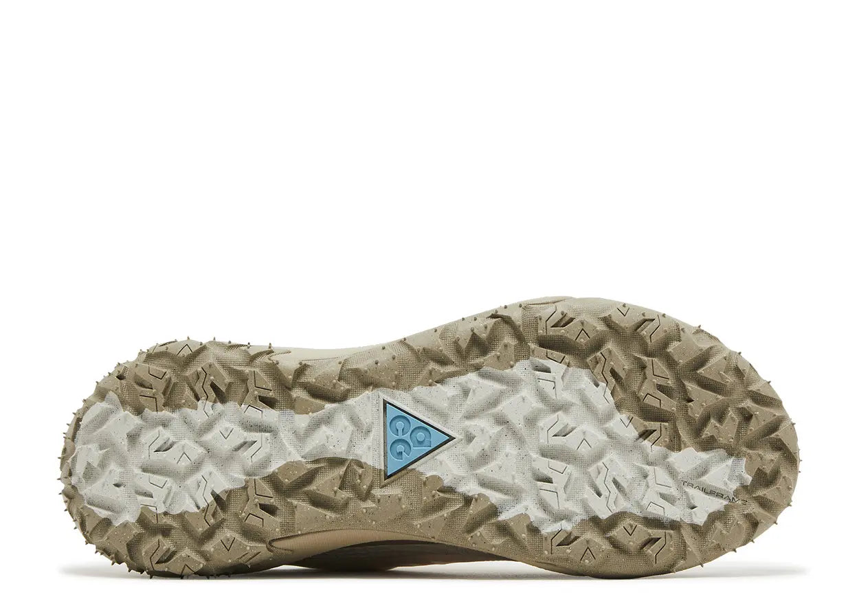 Nike ACG Mountain Fly 2