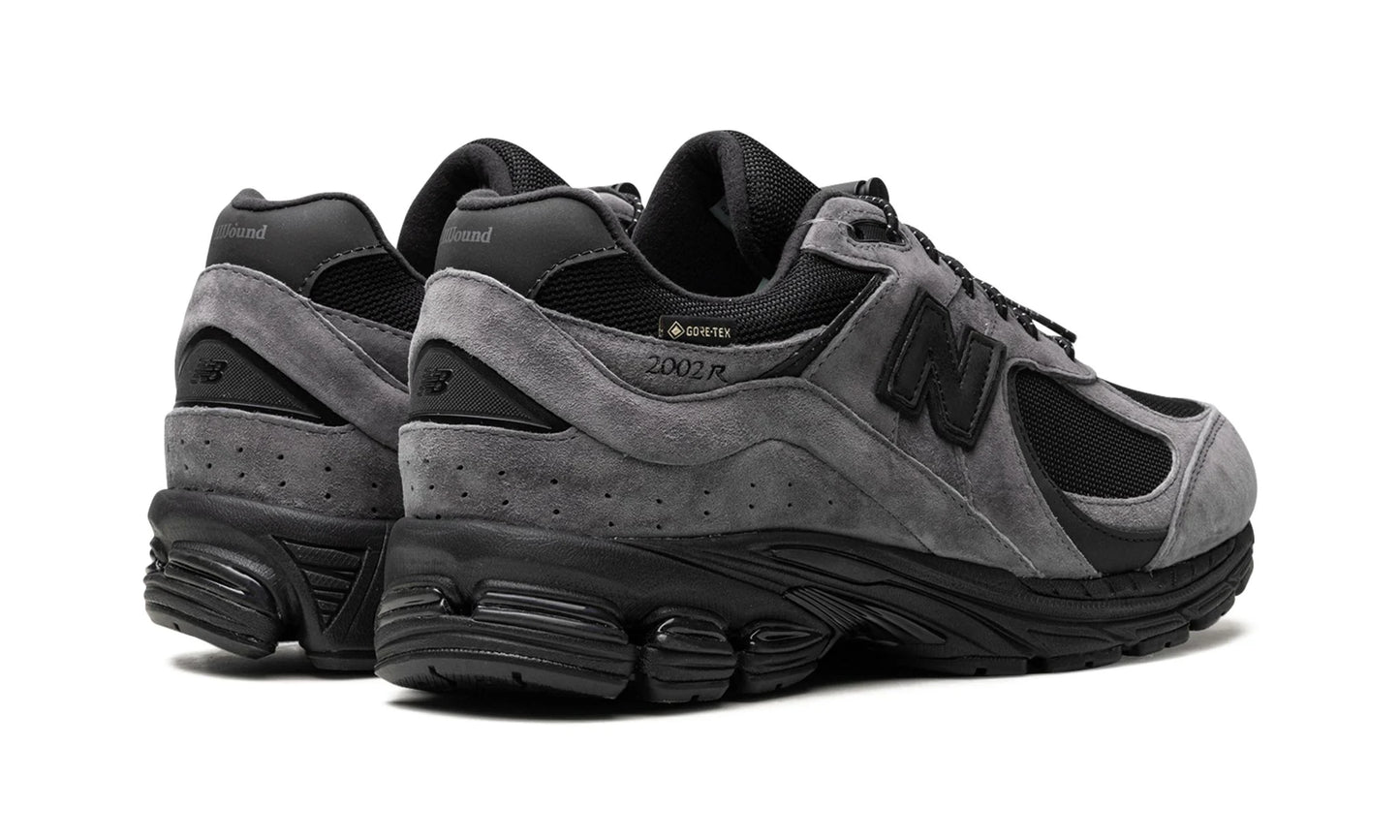 New Balance 2002R x JJJJound   Gore-Tex “Charcoal"