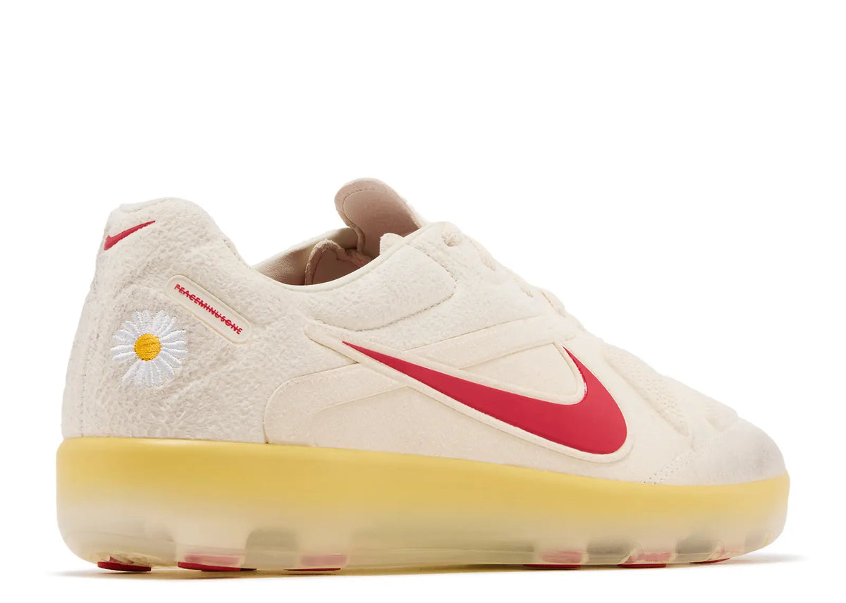 Nike Cryoshot x PEACEMINUSONE