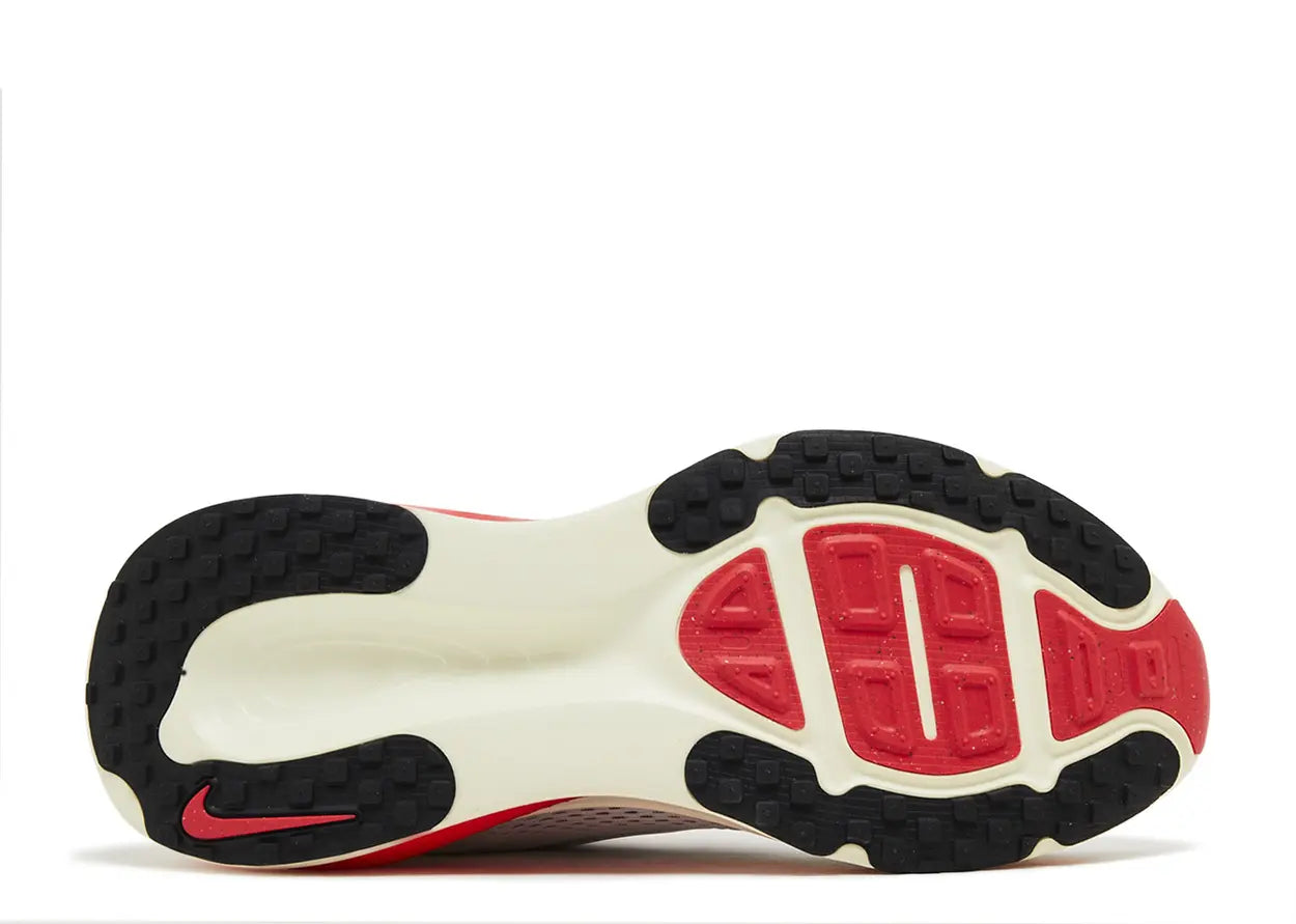 Nike Vomero 18 “Platinum tint Siren red”